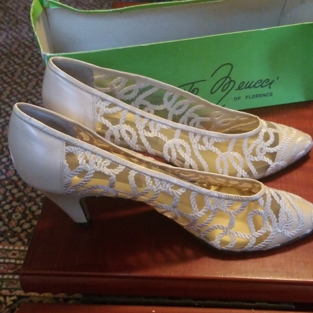 Ladies bone knot mesh/silky heelitalian